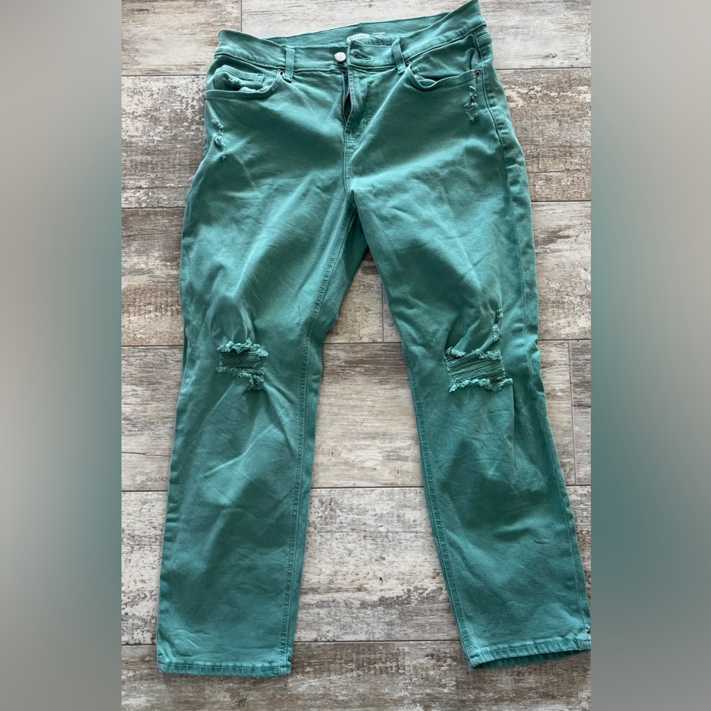 Old navy. Green Distressed Women Jeans